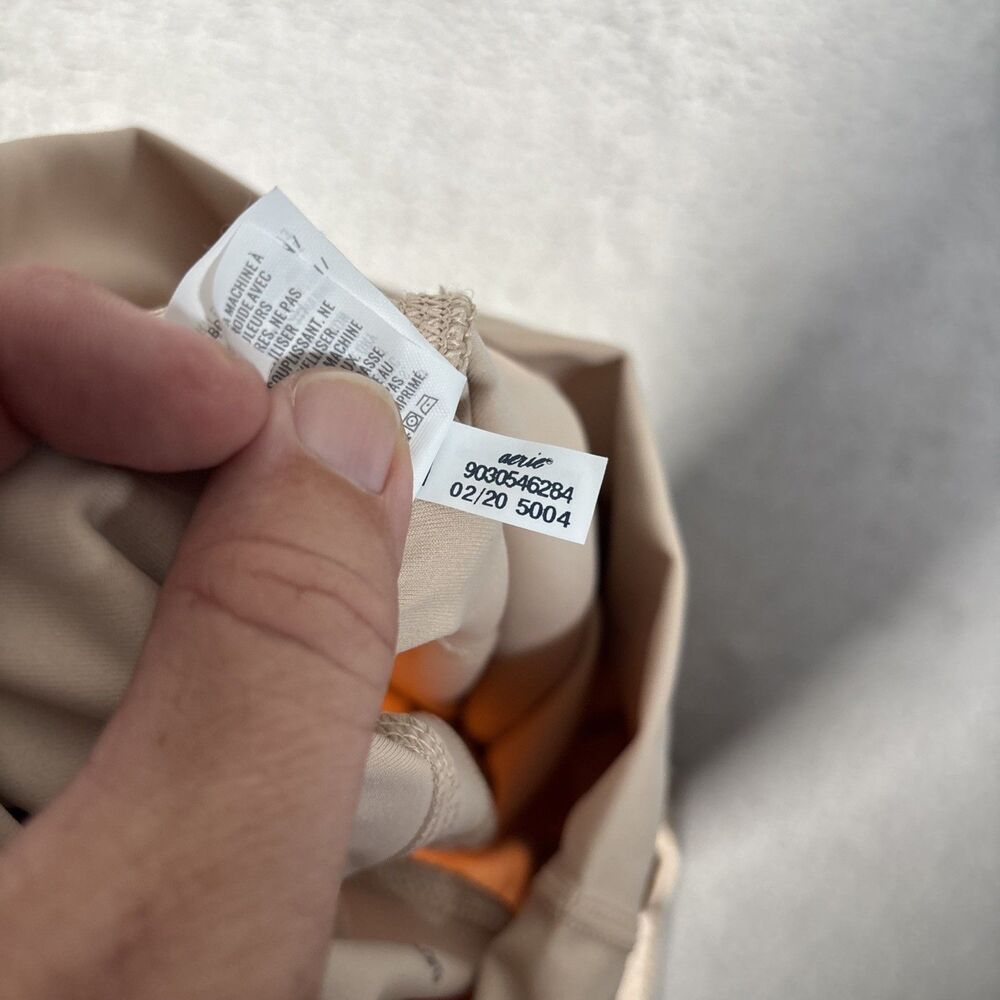 Aerie Women’s Size Small Offline Leggings Nude Beige Eyelets‎ Pockets Athleisure - Picture 15 of 15